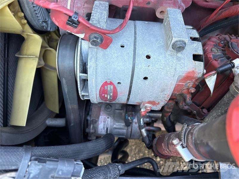 Mack Anthem AN64T 6x4 T/A Sleeper Truck Tractor Влекачи