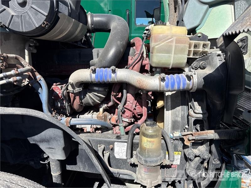 Mack Anthem AN64T 6x4 T/A Sleeper Truck Tractor وحدات الجر