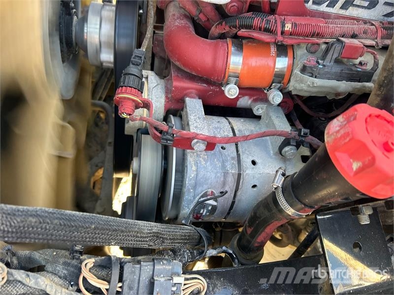 Mack Anthem AN64T 6x4 T/A Day Cab Truck Tractor Motrici e Trattori Stradali