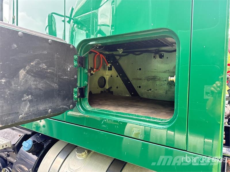 Mack Anthem AN64T 6x4 T/A Sleeper Truck Tractor Sattelzugmaschinen