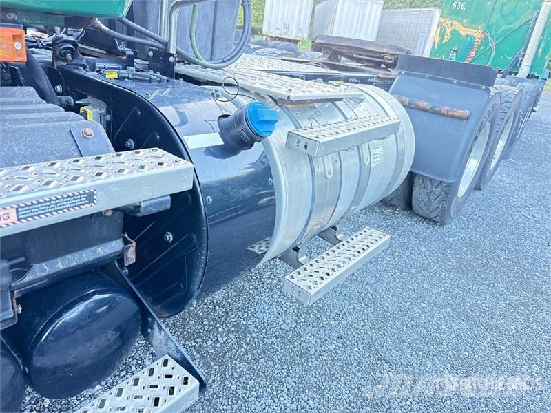 Mack Anthem AN64T 6x4 T/A Day Cab Truck Tractor وحدات الجر