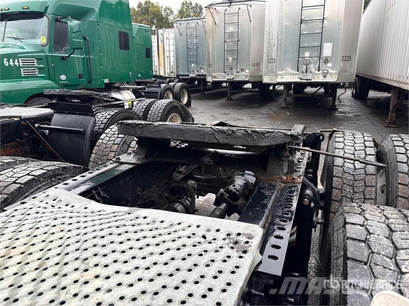 Mack Anthem AN64T 6x4 T/A Sleeper Truck Tractor وحدات الجر