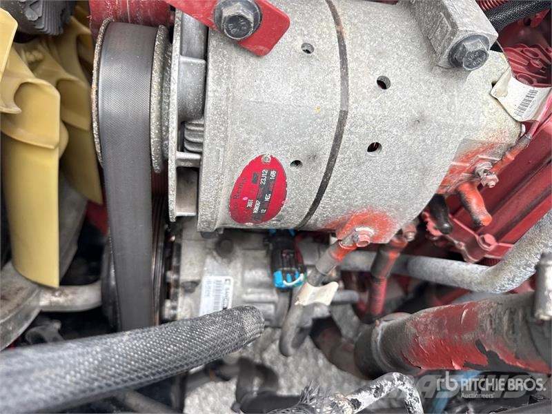 Mack Anthem AN64T 6x4 T/A Sleeper Truck Tractor وحدات الجر