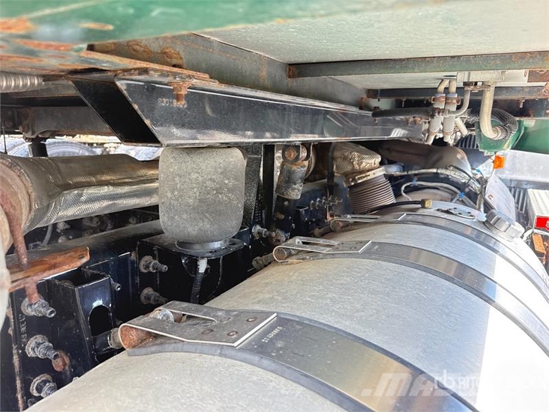 Mack Anthem AN64T 6x4 T/A Sleeper Truck Tractor وحدات الجر