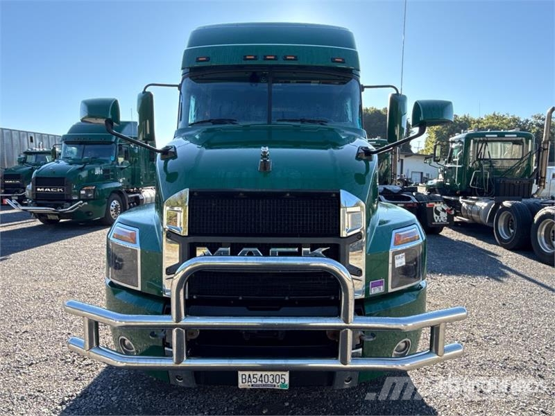 Mack Anthem AN64T 6x4 T/A Sleeper Truck Tractor Truck Tractor Units