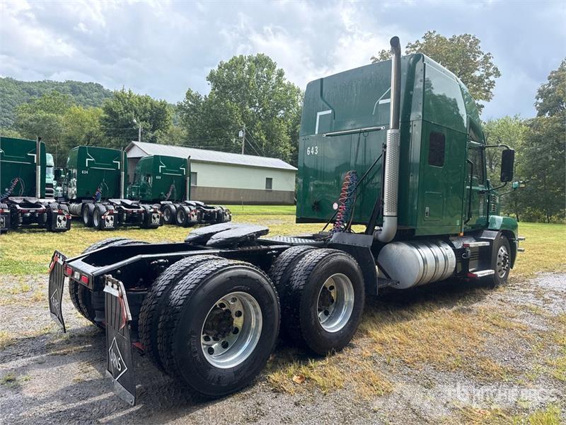 Mack Anthem AN64T 6x4 T/A Sleeper Truck Tractor Tracteur routier