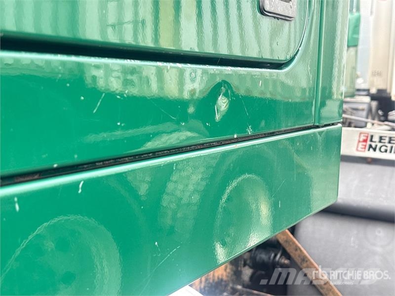 Mack Anthem AN64T 6x4 T/A Sleeper Truck Tractor وحدات الجر