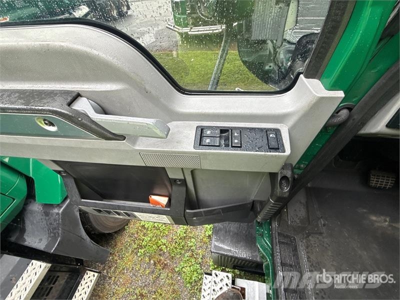 Mack Anthem AN64T 6x4 T/A Sleeper Truck Tractor Tracteur routier