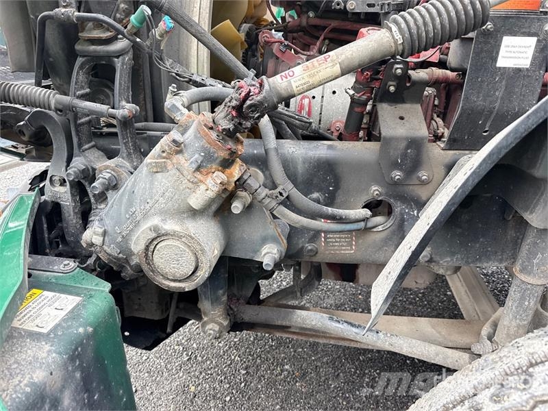 Mack Anthem AN64T 6x4 T/A Sleeper Truck Tractor وحدات الجر