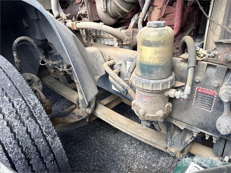 Mack Anthem AN64T 6x4 T/A Day Cab Truck Tractor Tracteur routier