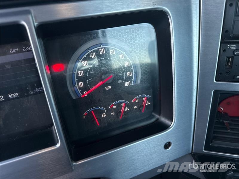 Mack Anthem AN64T 6x4 T/A Day Cab Truck Tractor وحدات الجر