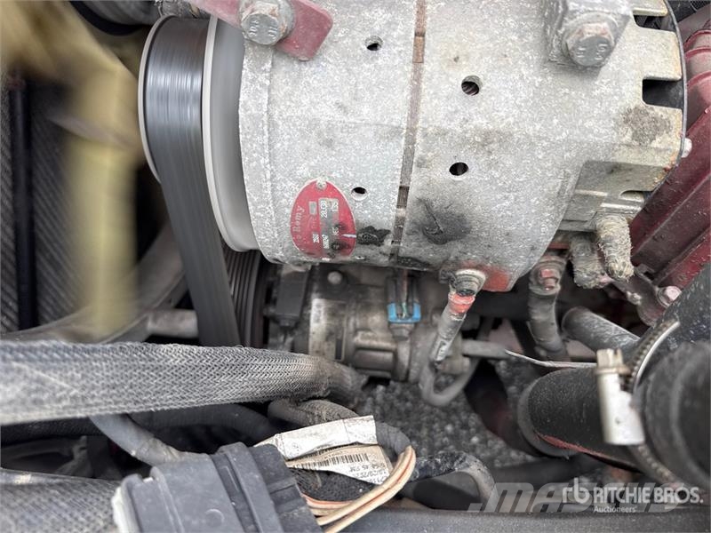 Mack Anthem AN64T 6x4 T/A Sleeper Truck Tractor وحدات الجر