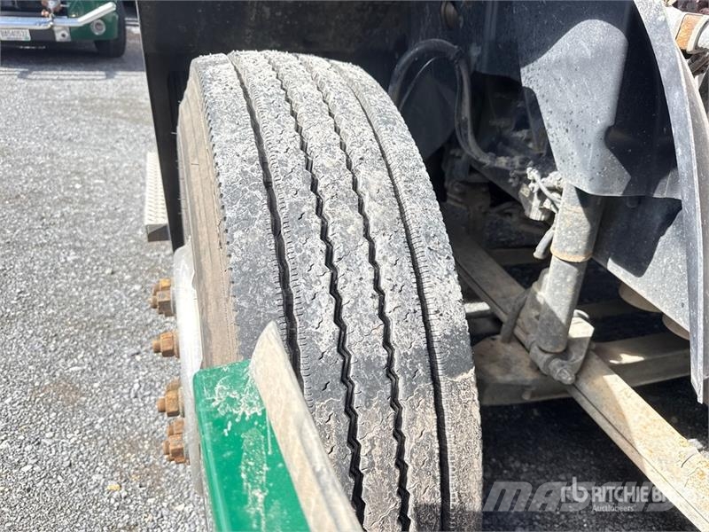 Mack Anthem AN64T 6x4 T/A Sleeper Truck Tractor وحدات الجر