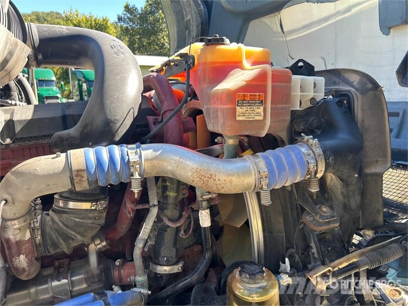 Mack Anthem AN64T 6x4 T/A Day Cab Truck Tractor 中古トラクターヘッド | トレーラーヘッド