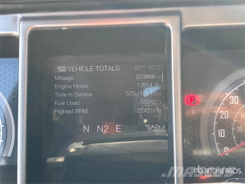 Mack Anthem AN64T 6x4 T/A Day Cab Truck Tractor Motrici e Trattori Stradali