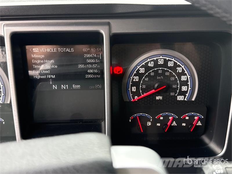 Mack Anthem AN64T 6x4 T/A Sleeper Truck Tractor وحدات الجر