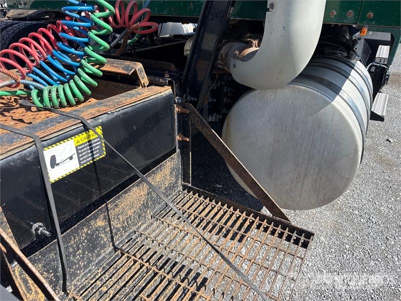 Mack Anthem AN64T 6x4 T/A Sleeper Truck Tractor وحدات الجر