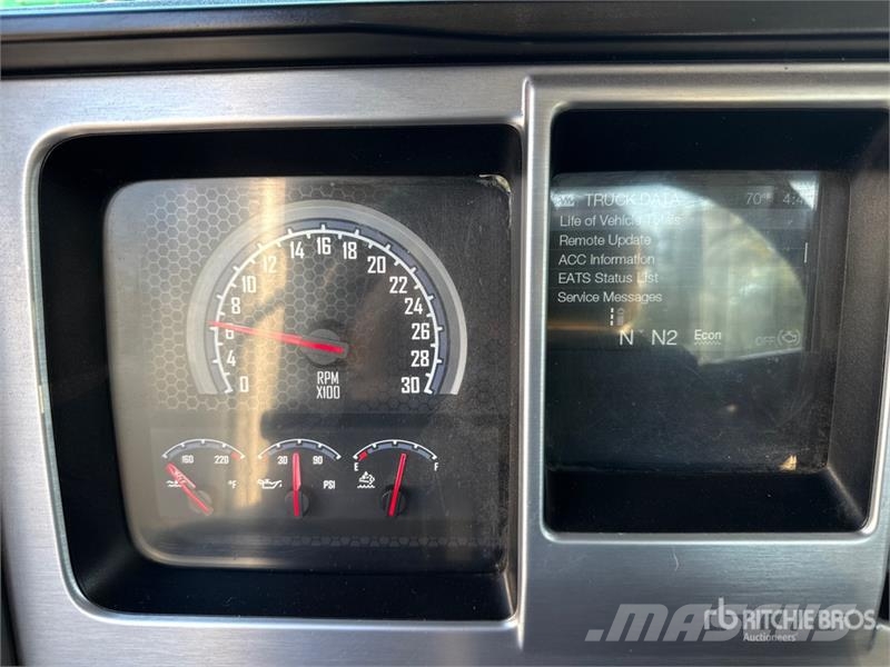Mack Anthem AN64T 6x4 T/A Day Cab Truck Tractor وحدات الجر