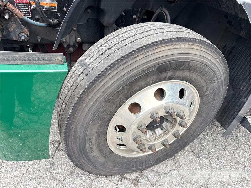 Mack Anthem AN64T 6x4 T/A Sleeper Truck Tractor وحدات الجر