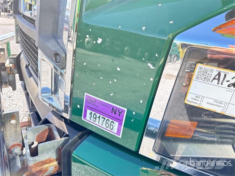 Mack Anthem AN64T 6x4 T/A Sleeper Truck Tractor وحدات الجر