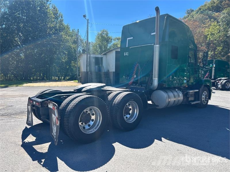 Mack Anthem AN64T 6x4 T/A Sleeper Truck Tractor 中古トラクターヘッド | トレーラーヘッド