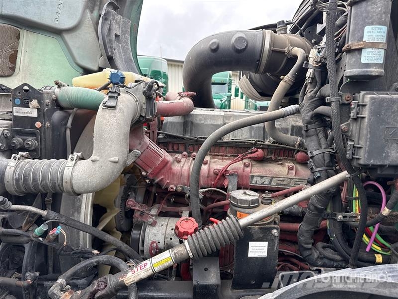 Mack Anthem AN64T 6x4 T/A Sleeper Truck Tractor وحدات الجر