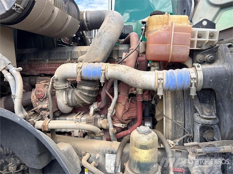 Mack Anthem AN64T 6x4 T/A Day Cab Truck Tractor Tracteur routier