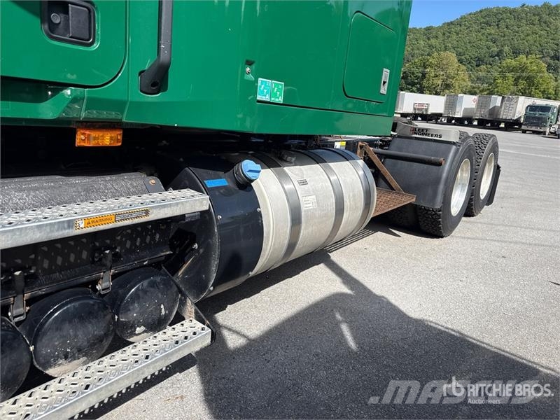 Mack Anthem AN64T 6x4 T/A Sleeper Truck Tractor Седельные тягачи