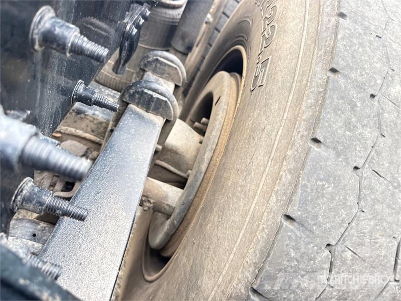 Mack Anthem AN64T 6x4 T/A Sleeper Truck Tractor وحدات الجر