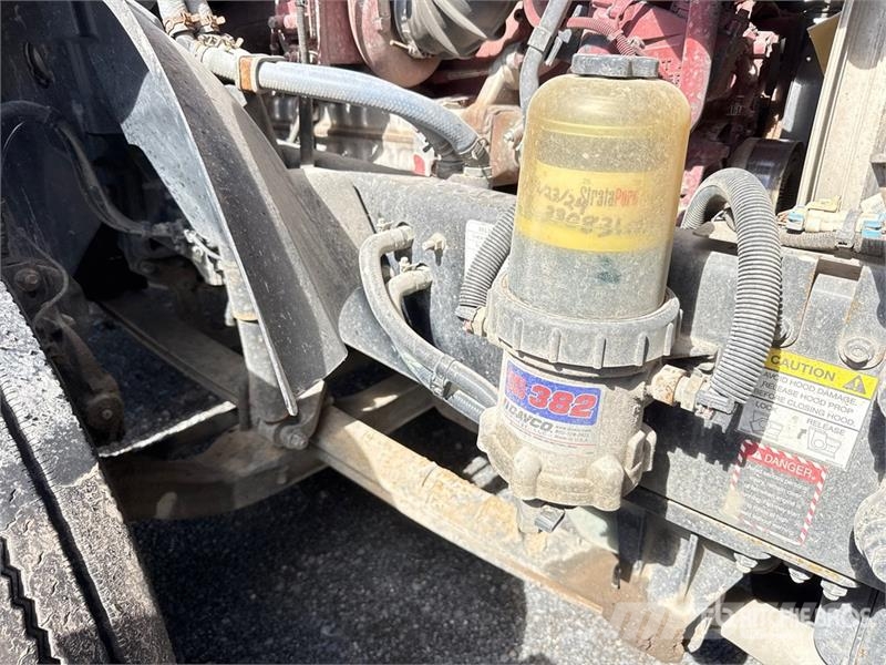 Mack Anthem AN64T 6x4 T/A Sleeper Truck Tractor وحدات الجر