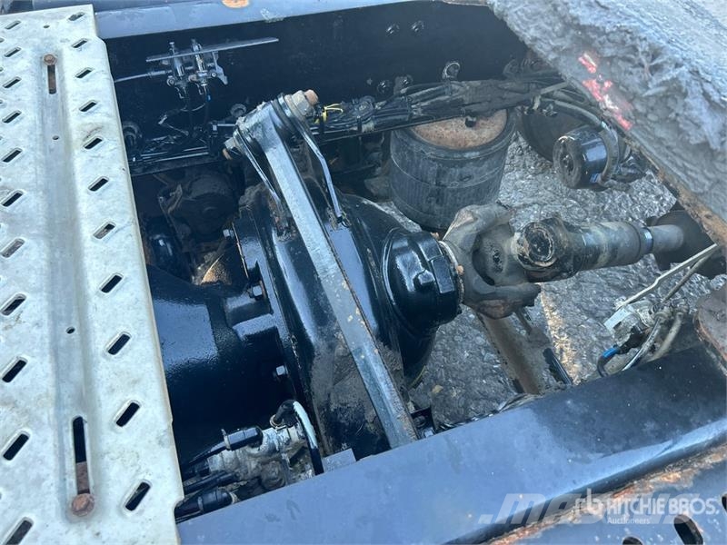 Mack Anthem AN64T 6x4 T/A Sleeper Truck Tractor Sattelzugmaschinen