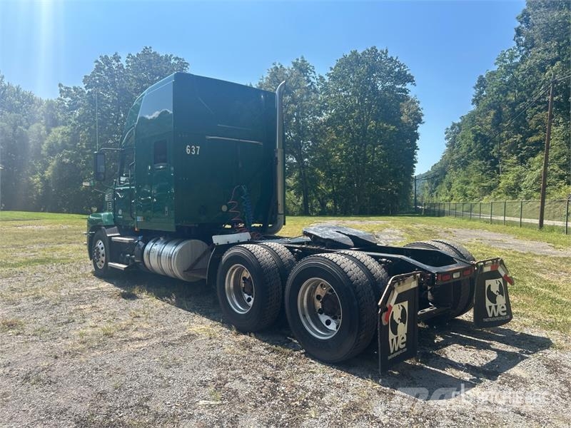 Mack Anthem AN64T 6x4 T/A Sleeper Truck Tractor Седельные тягачи