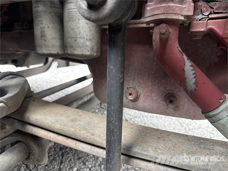 Mack Anthem AN64T 6x4 T/A Sleeper Truck Tractor وحدات الجر