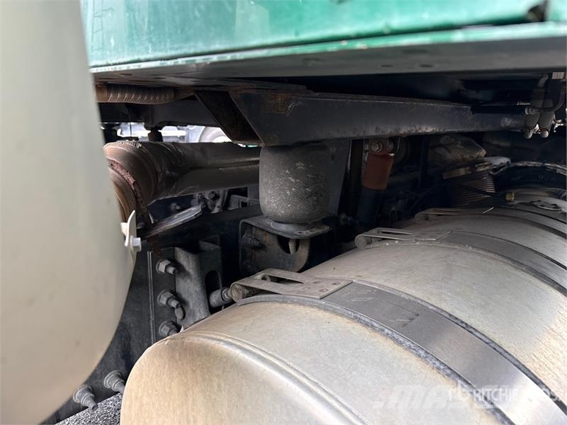 Mack Anthem AN64T 6x4 T/A Sleeper Truck Tractor وحدات الجر