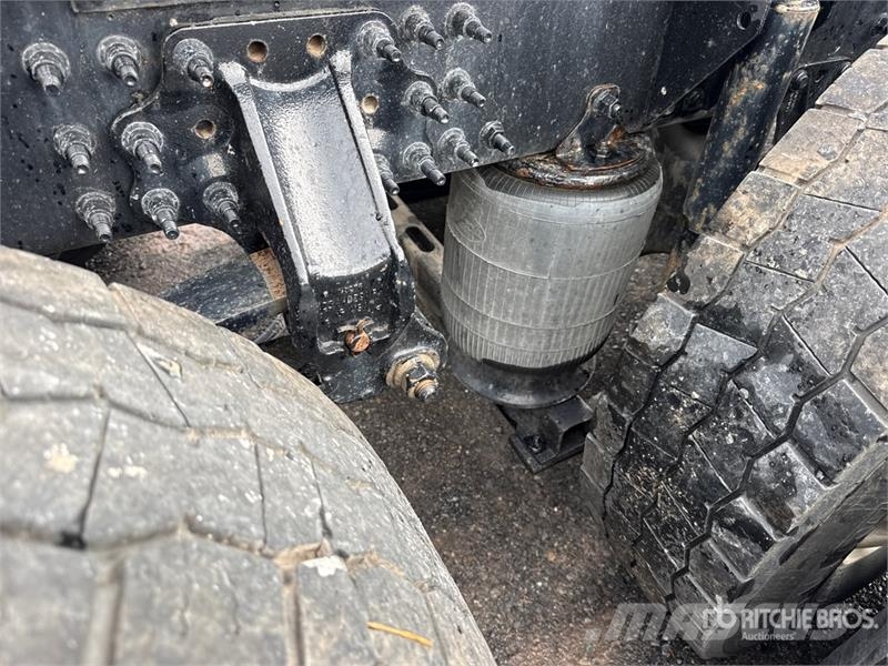 Mack Anthem AN64T 6x4 T/A Sleeper Truck Tractor Sadulveokid