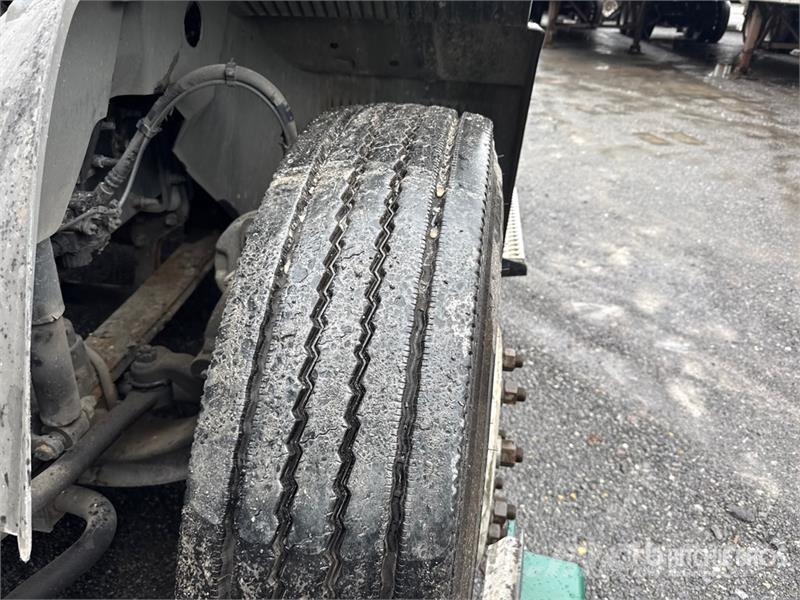 Mack Anthem AN64T 6x4 T/A Sleeper Truck Tractor وحدات الجر