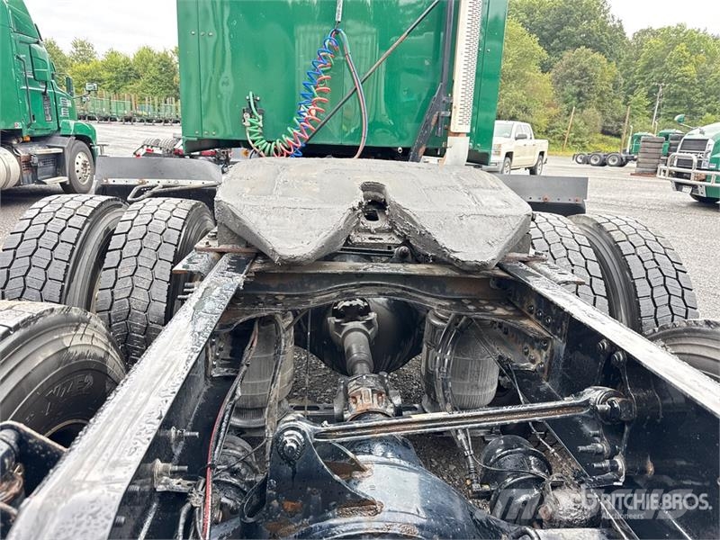 Mack Anthem AN64T 6x4 T/A Sleeper Truck Tractor وحدات الجر