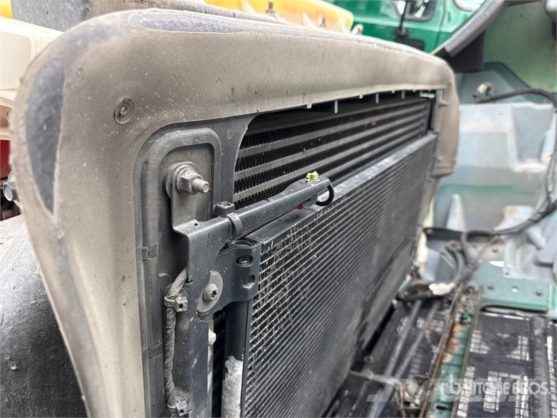 Mack Anthem AN64T 6x4 T/A Sleeper Truck Tractor وحدات الجر
