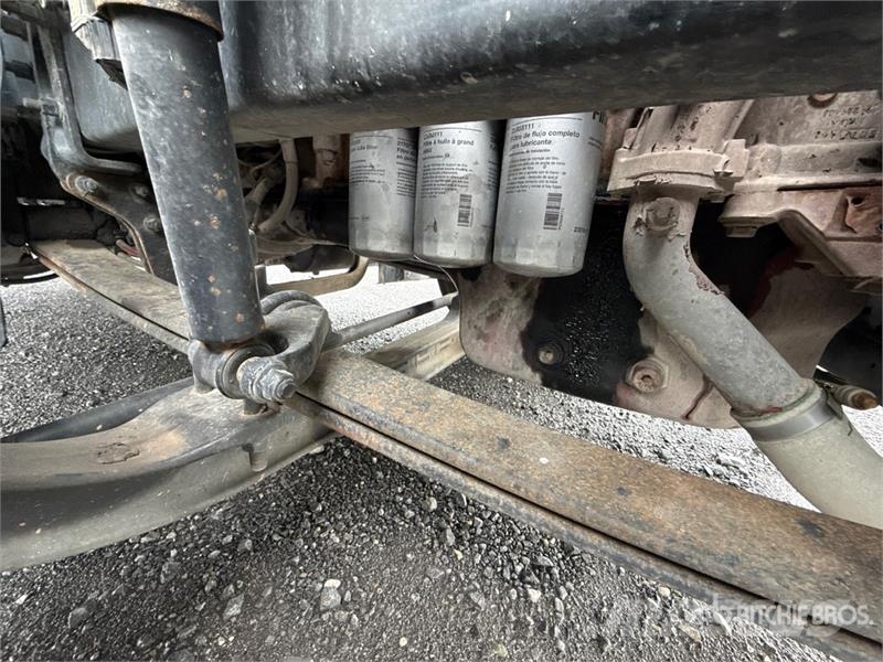 Mack Anthem AN64T 6x4 T/A Sleeper Truck Tractor وحدات الجر