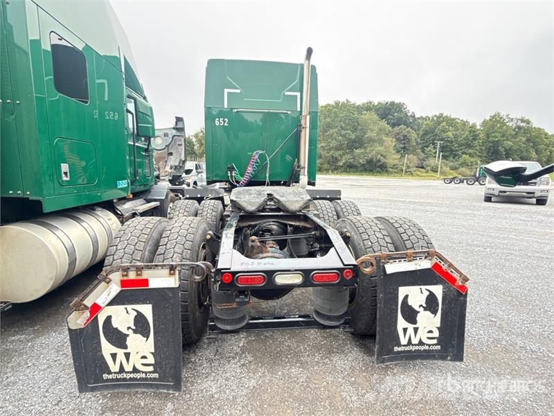 Mack Anthem AN64T 6x4 T/A Sleeper Truck Tractor Ťahače