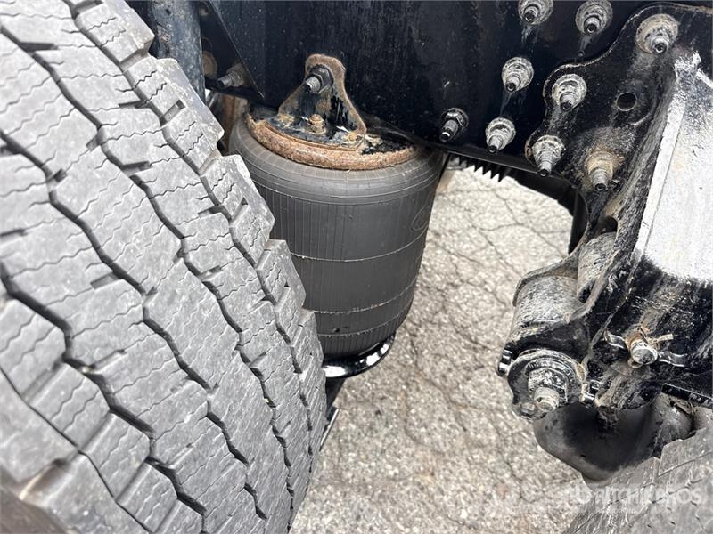 Mack Anthem AN64T 6x4 T/A Sleeper Truck Tractor وحدات الجر