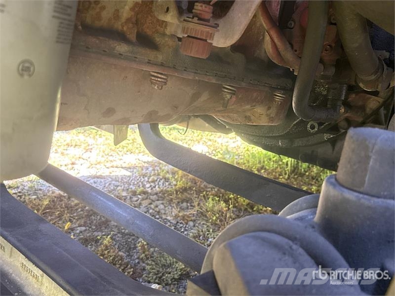 Mack Anthem AN64T 6x4 T/A Sleeper Truck Tractor Tracteur routier