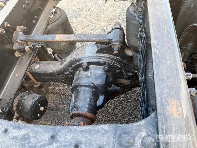 Mack Anthem AN64T 6x4 T/A Day Cab Truck Tractor Tegljači