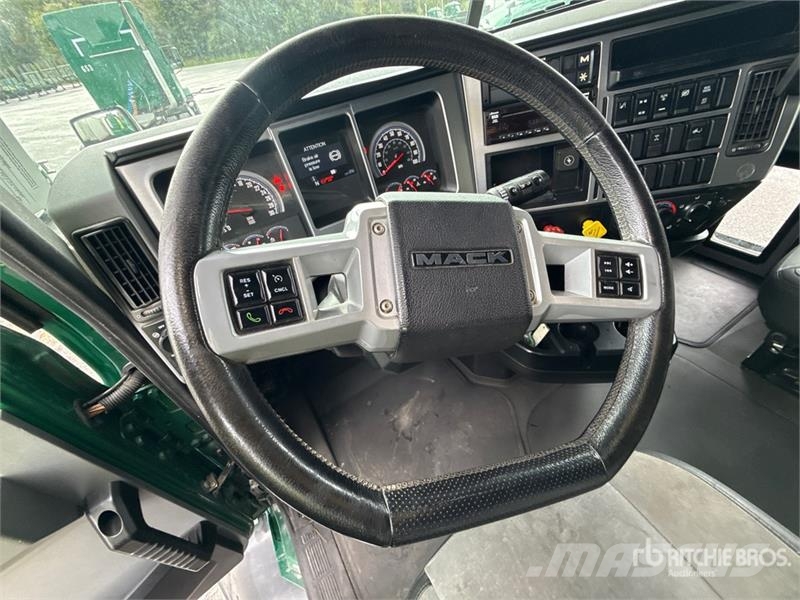 Mack Anthem AN64T 6x4 T/A Sleeper Truck Tractor وحدات الجر