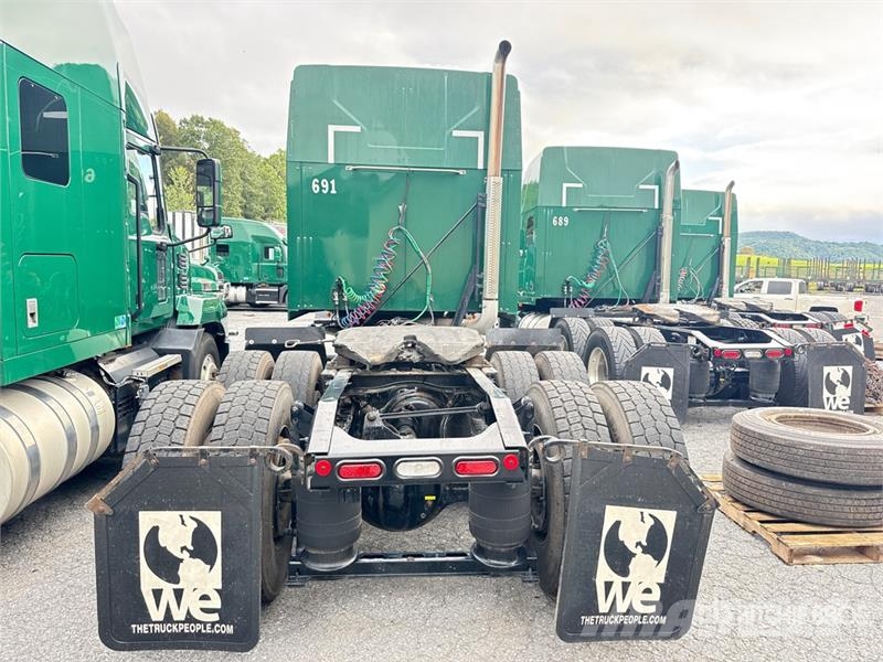 Mack Anthem AN64T 6x4 T/A Sleeper Truck Tractor وحدات الجر