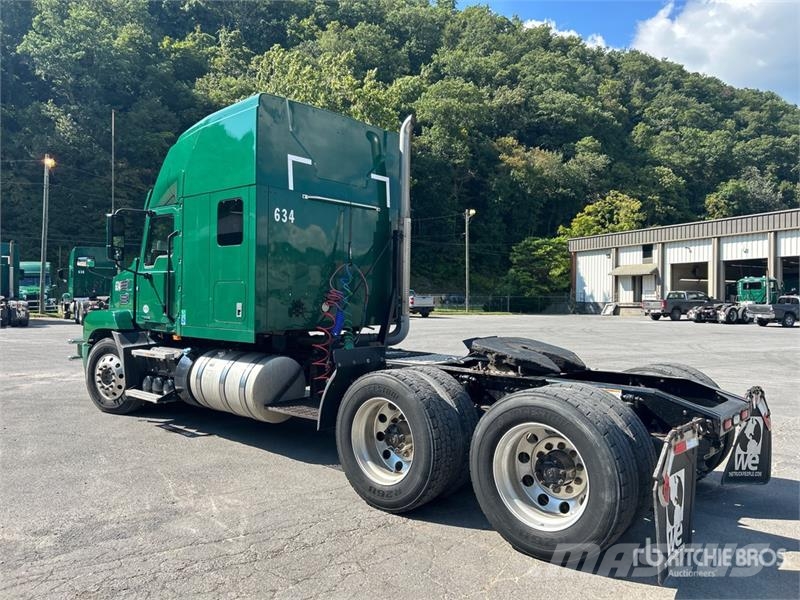 Mack Anthem AN64T 6x4 T/A Sleeper Truck Tractor Sattelzugmaschinen