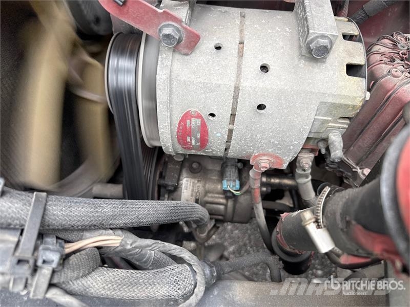 Mack Anthem AN64T 6x4 T/A Sleeper Truck Tractor وحدات الجر