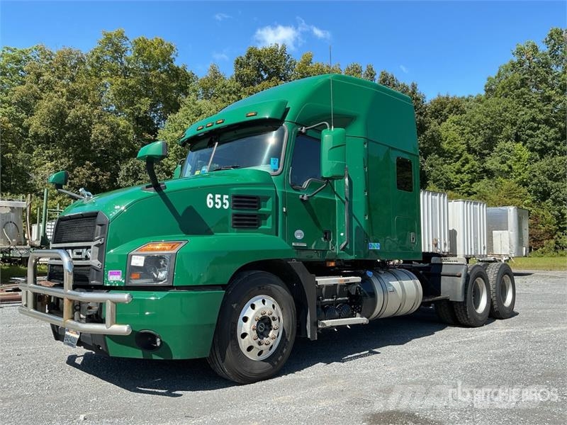 Mack Anthem AN64T T/A Sleeper Truck Tractor Седельные тягачи