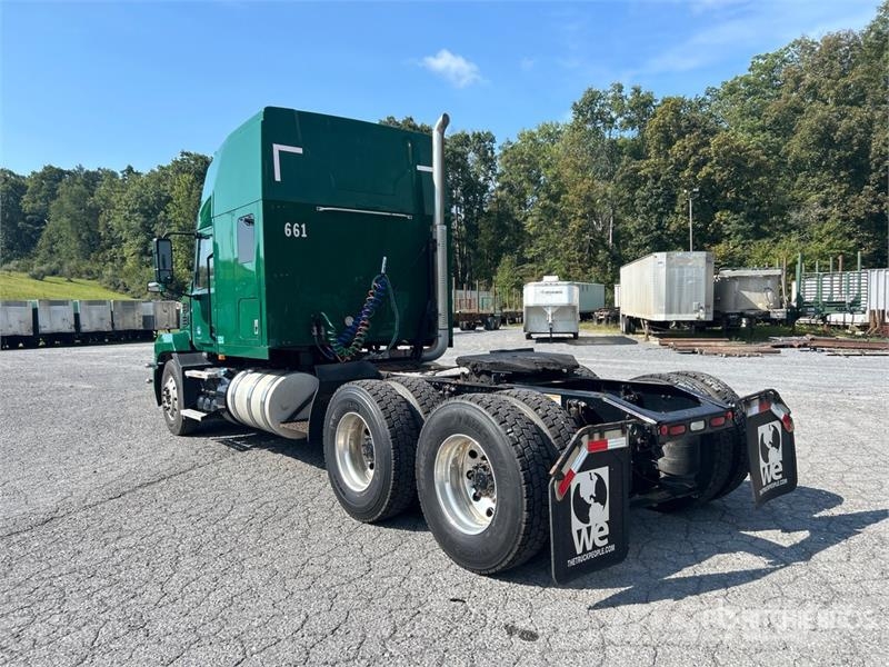 Mack Anthem AN64T T/A Sleeper Truck Tractor Tracteur routier