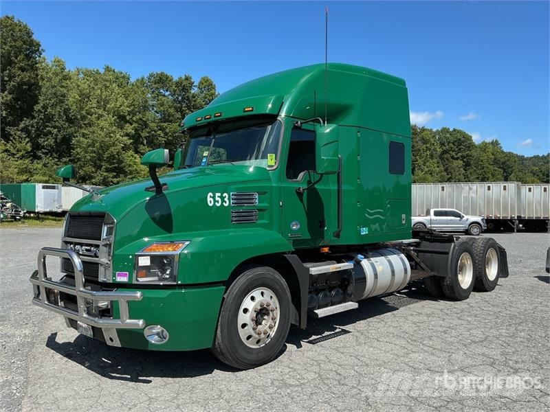 Mack Anthem AN64T T/A Sleeper Truck Tractor Седельные тягачи